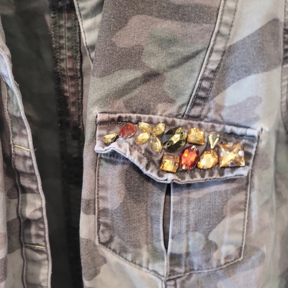 Zara utility jacket relaxed fit multiple pockets stylish functional - Picture 3 of 10